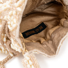 Load image into Gallery viewer, Tara